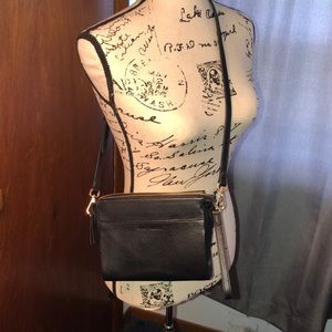 Vince Camuto black leather crossbody